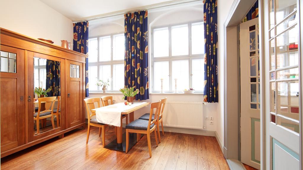 Altstadt Gaestehaus Drewes Wale Luneburg Bagian luar foto